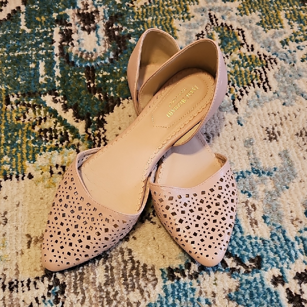 Isaac Mizrahi Blush Laser-Cut Flats